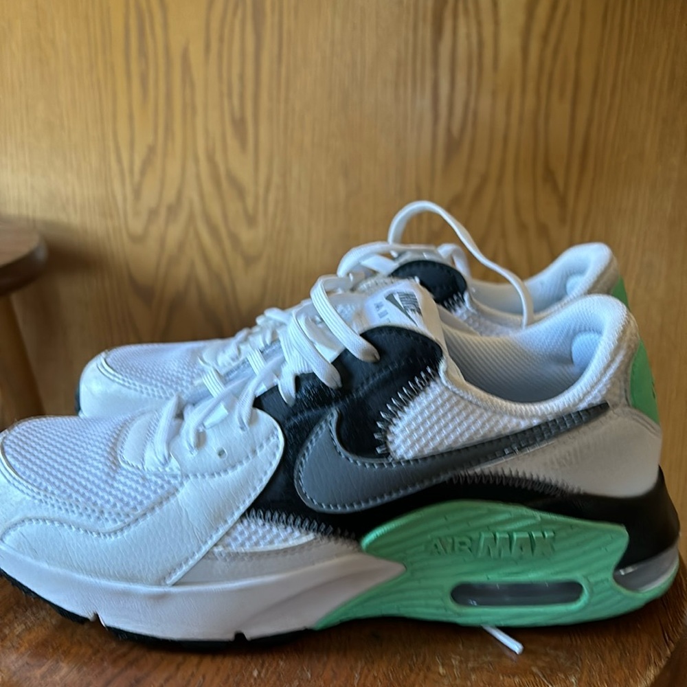 Women’s Nike Air Max Shoes
